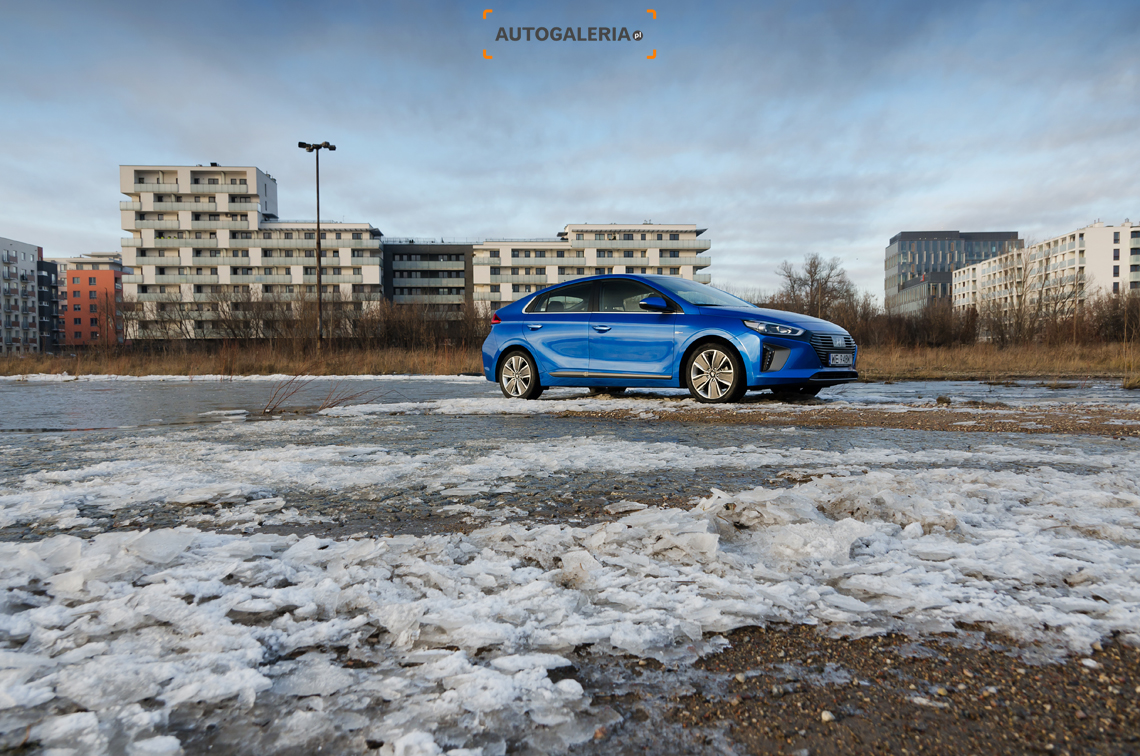 Hyundai IONIQ Hybrid | fot. Dominik Kopyciński