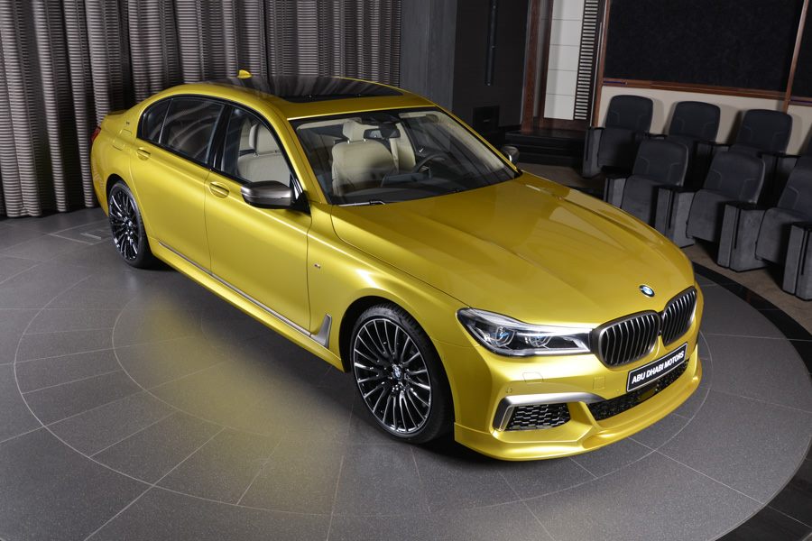 Abu Dhabi Motors kolorowy świat BMW serii 7 NEWS