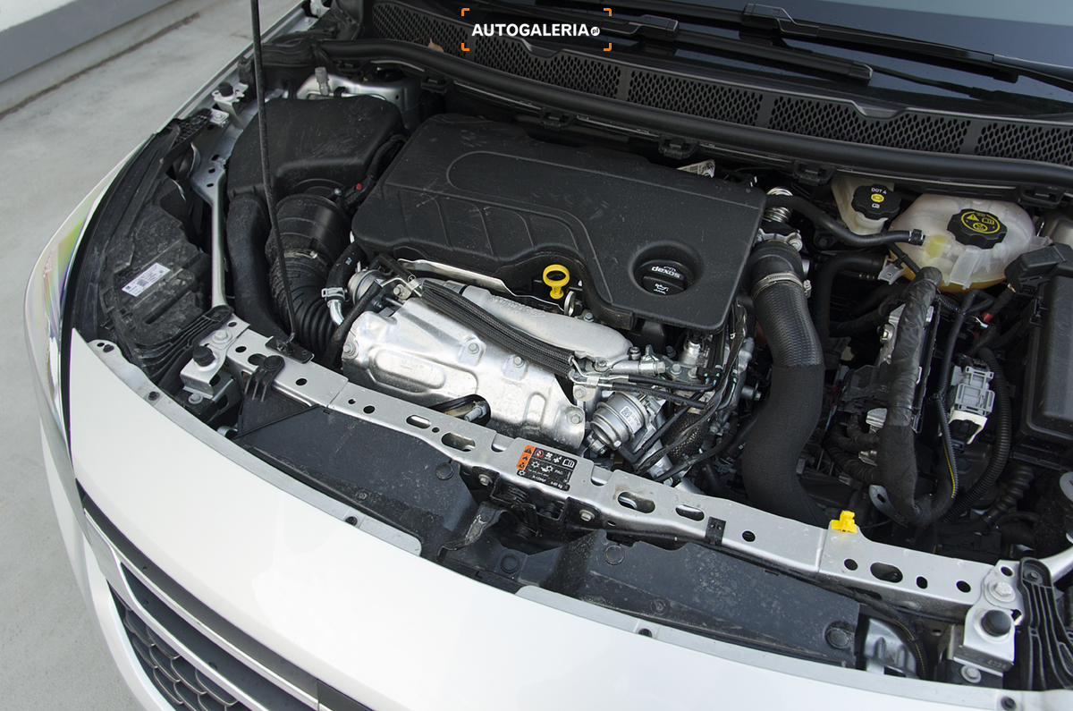 Opel Astra 1.6 Diesel BiTurbo Elite | fot. Dominik Kopyciński