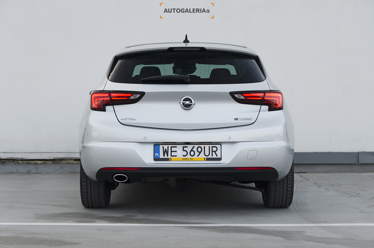 Opel Astra 1.6 Diesel BiTurbo Elite | fot. Dominik Kopyciński