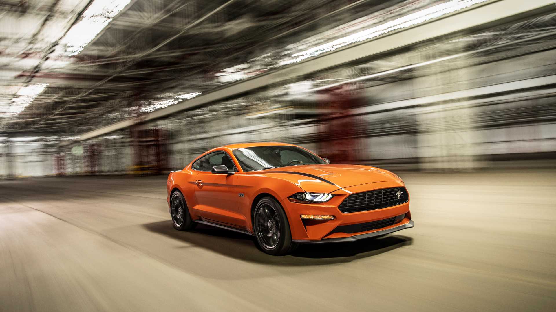 Ford wyciska więcej mocy z Mustanga EcoBoost. Debiutuje wersja HIGH PERFORMANCE