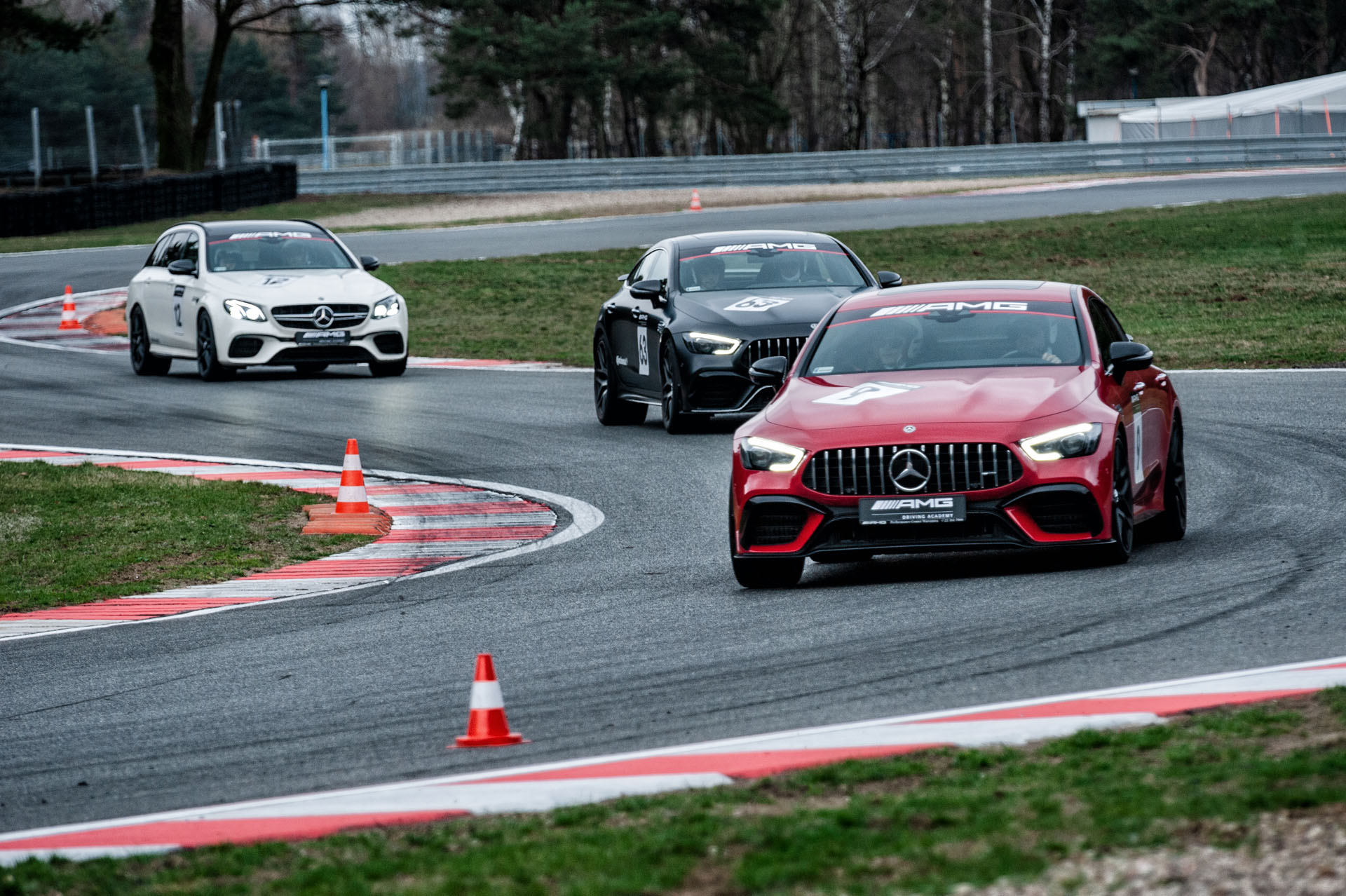 TEST: Sprawdzamy możliwości Mercedesa-AMG A 35 i GT 63 S na Torze Poznań