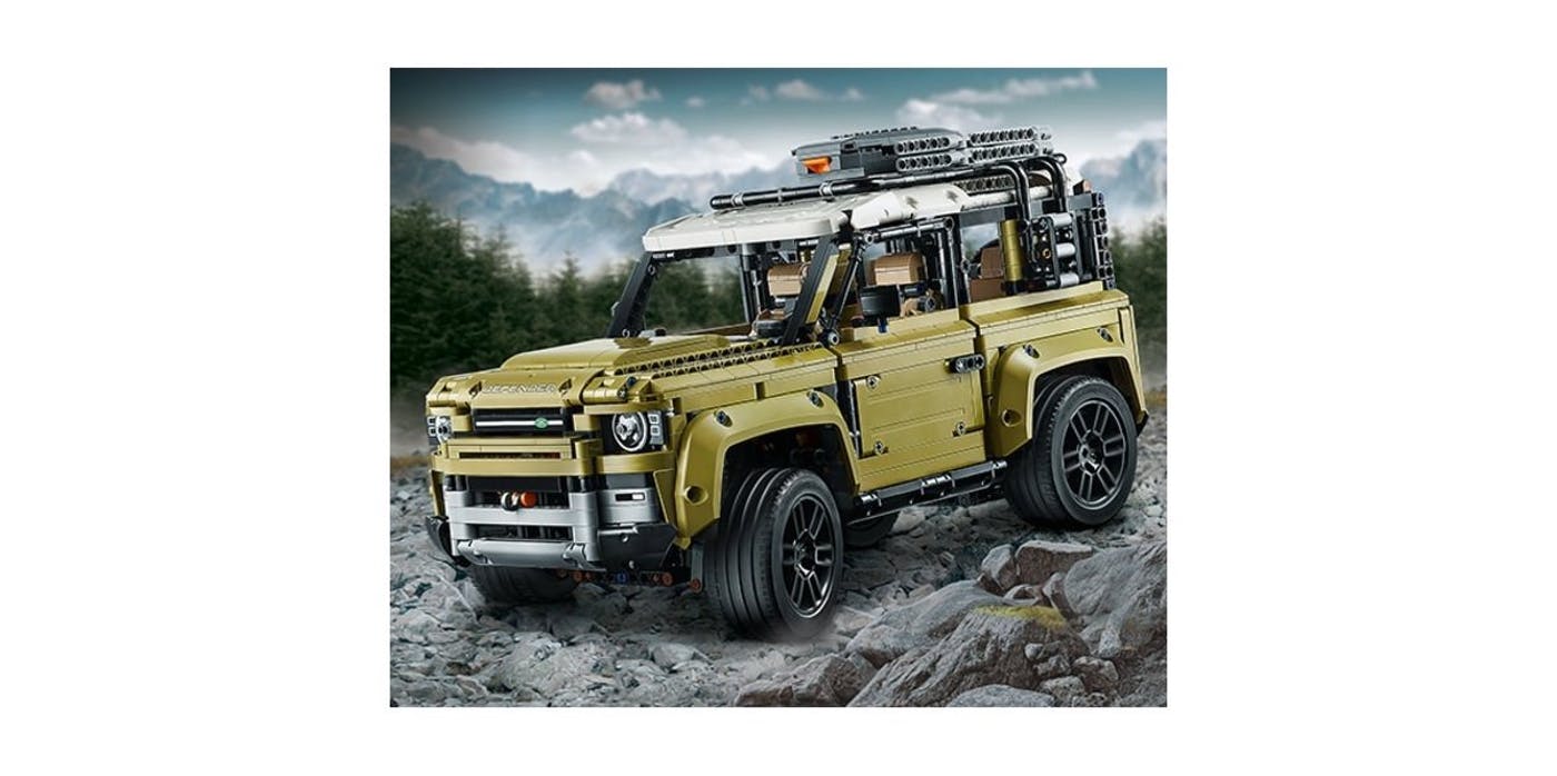 Nowy Land Rover Defender wjeżdża do salonów z zabawkami