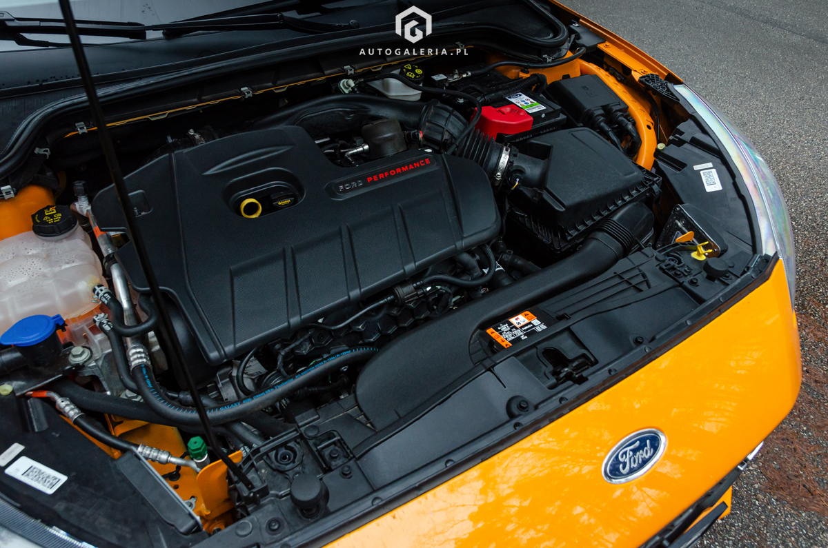 Ford Focus ST 2.3 ecoboost silnik