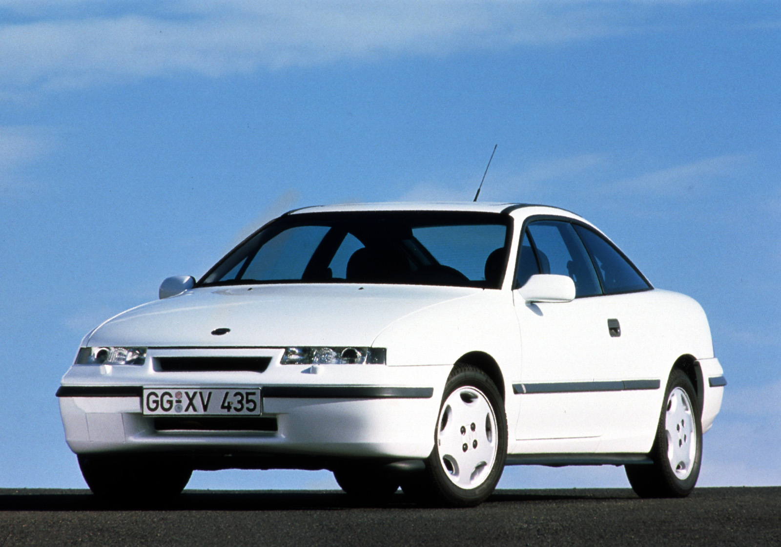 Opel Calibra historia