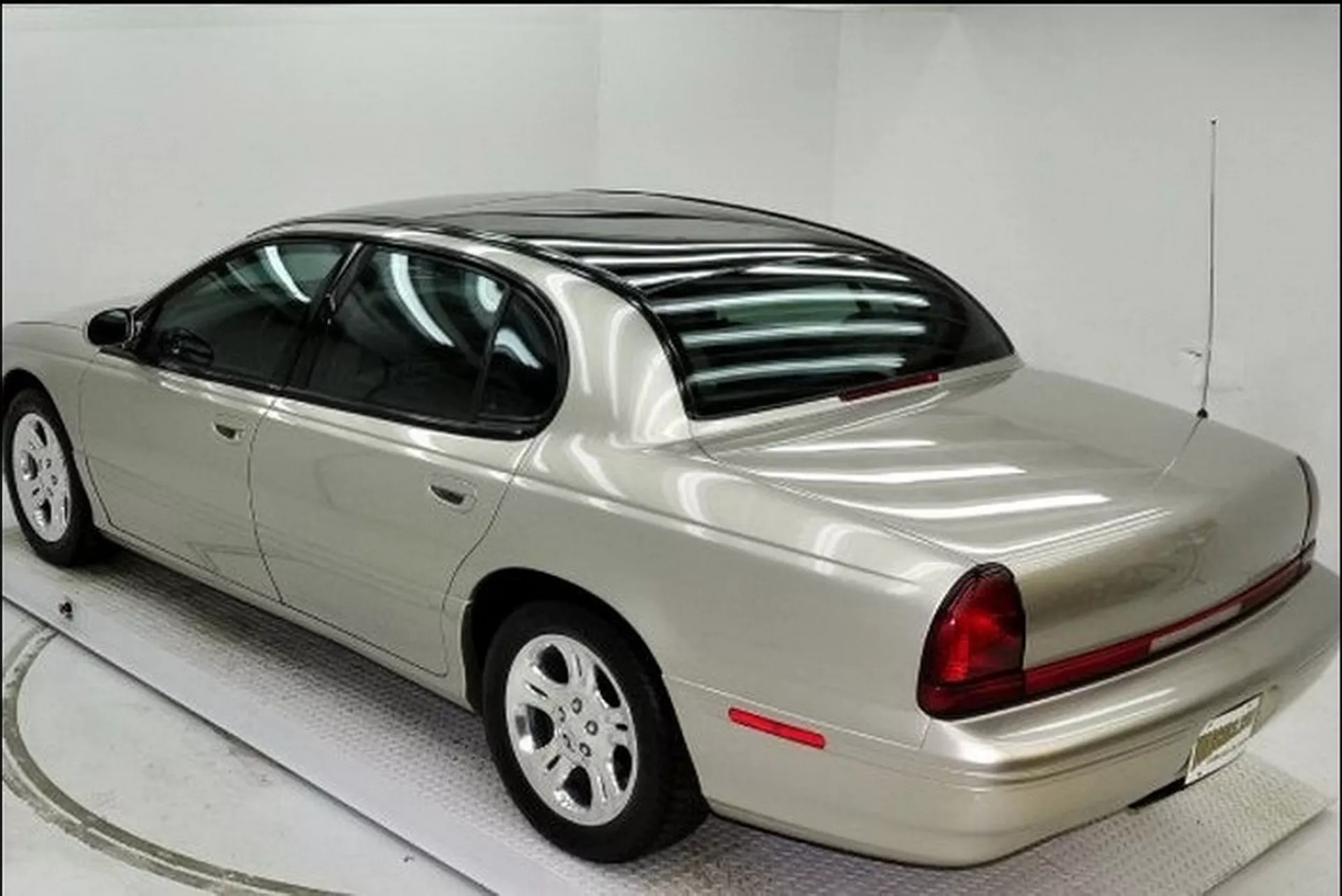 Chrysler 300 1993