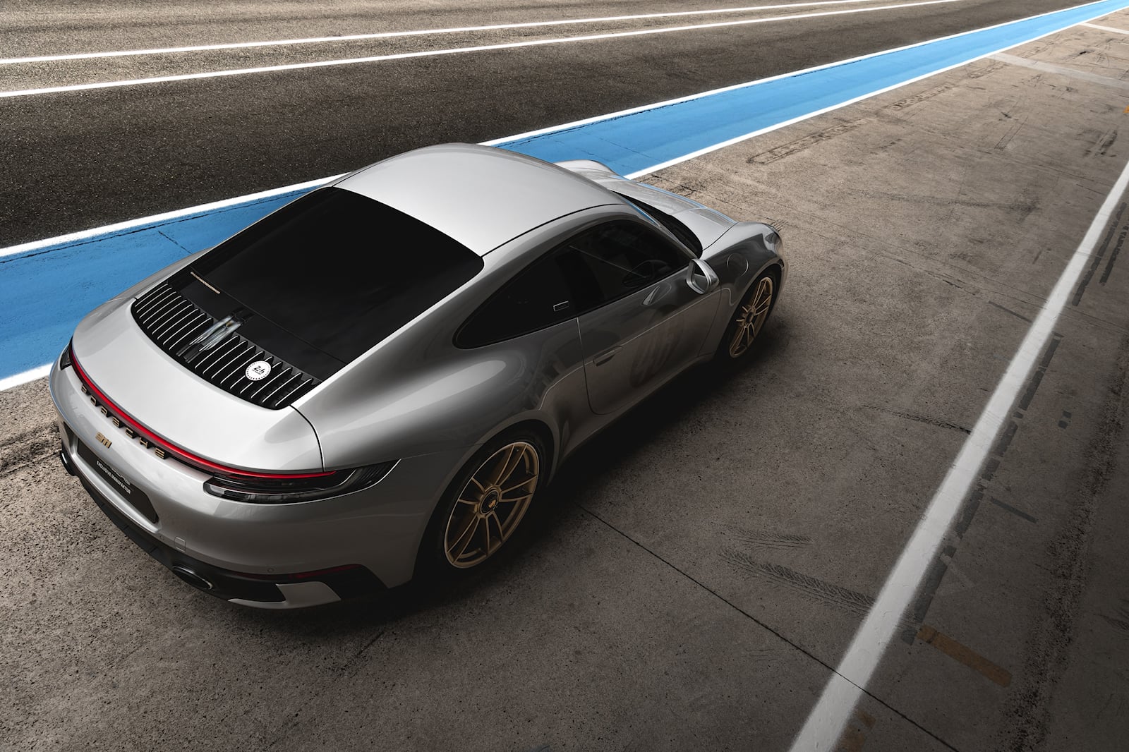 Porsche 911 Carrera GTS Le Mans Centenary jest piękne. Kupicie je tylko