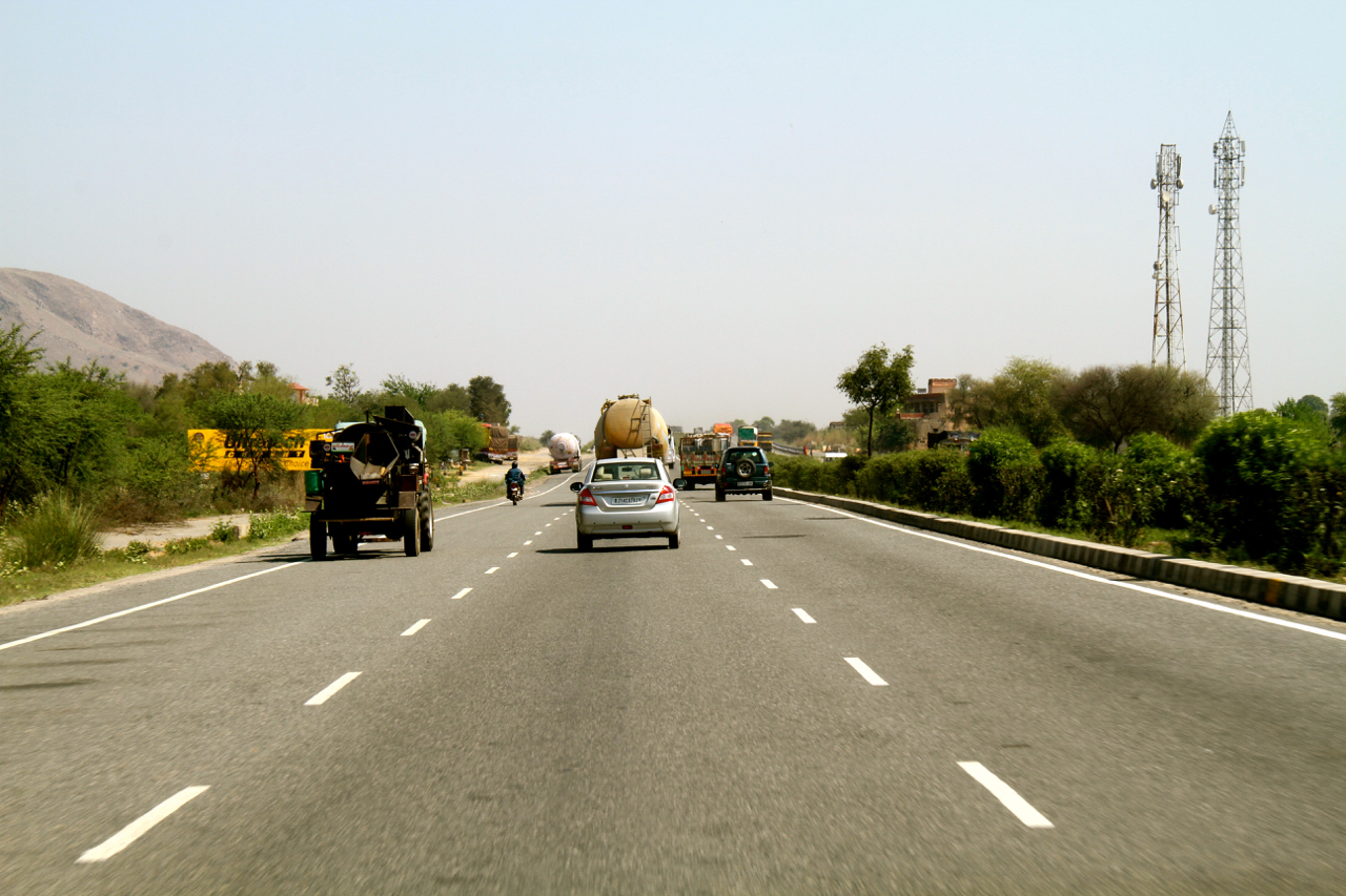 Indie ciężarówki kierowcy wypadki