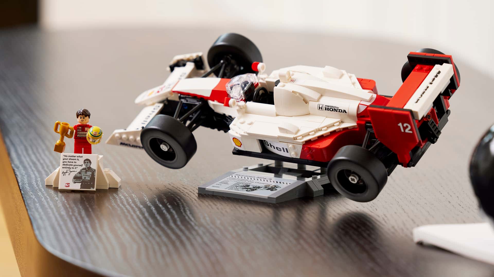 McLaren MP4/4 LEGO 10330