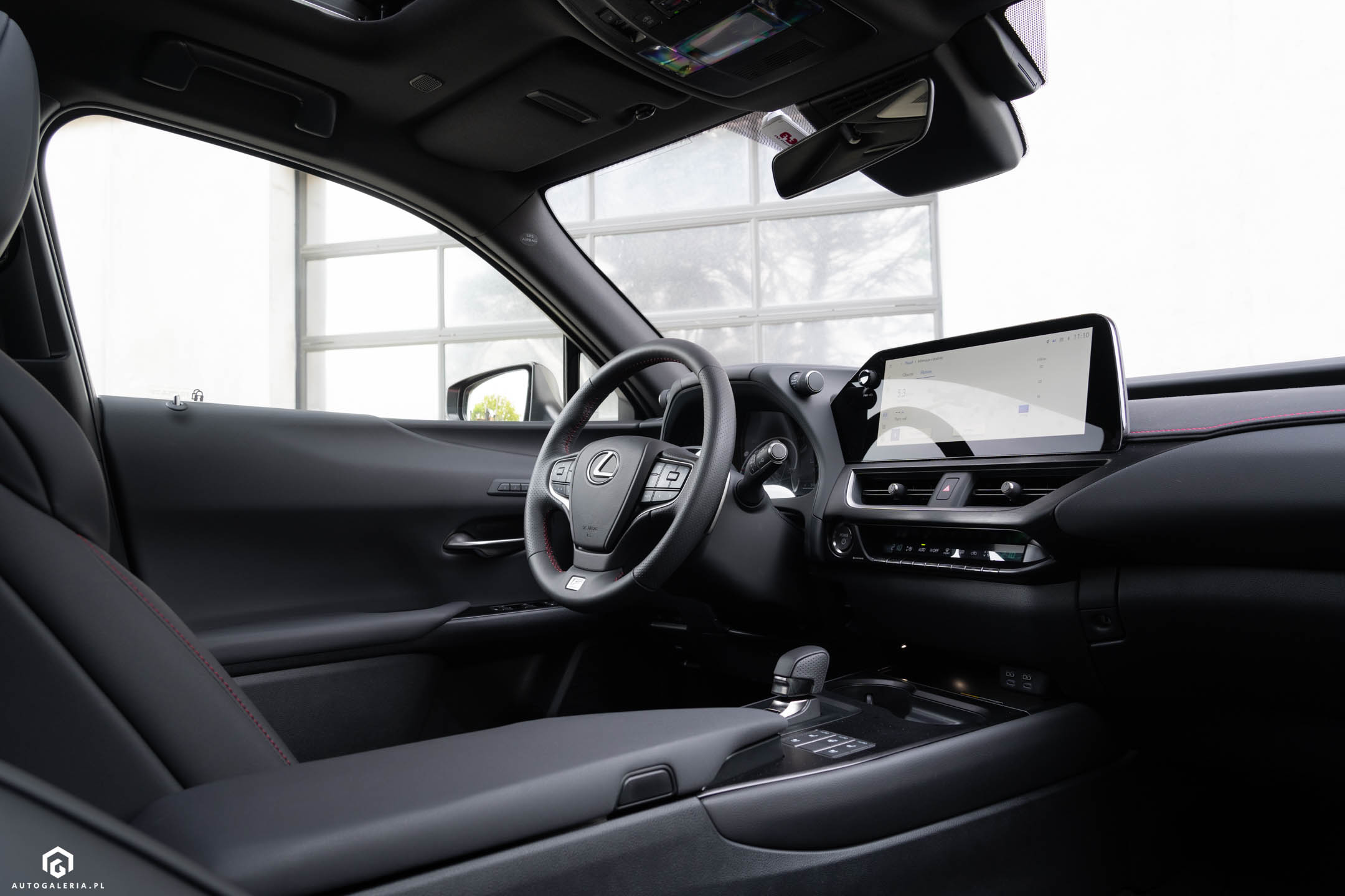 Lexus UX300h 2024 test