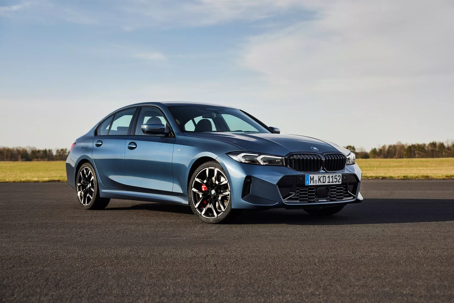 BMW Serii 3 2025 liting zdjęcia