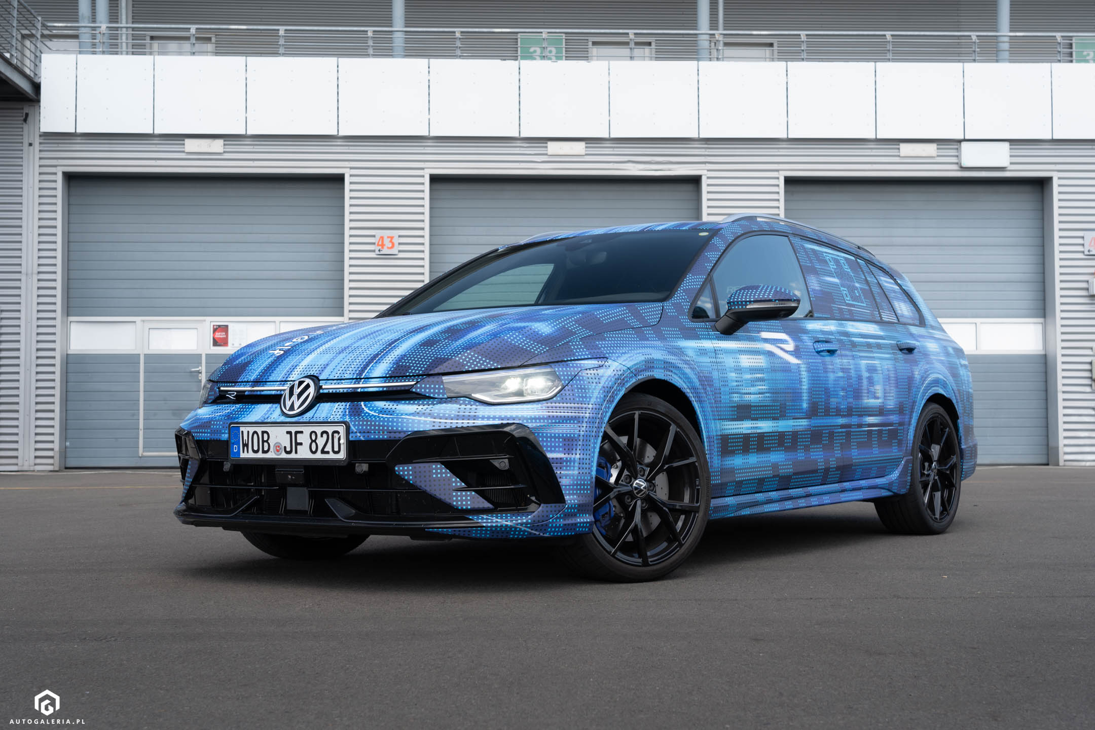 Volkswagen Golf R 2025