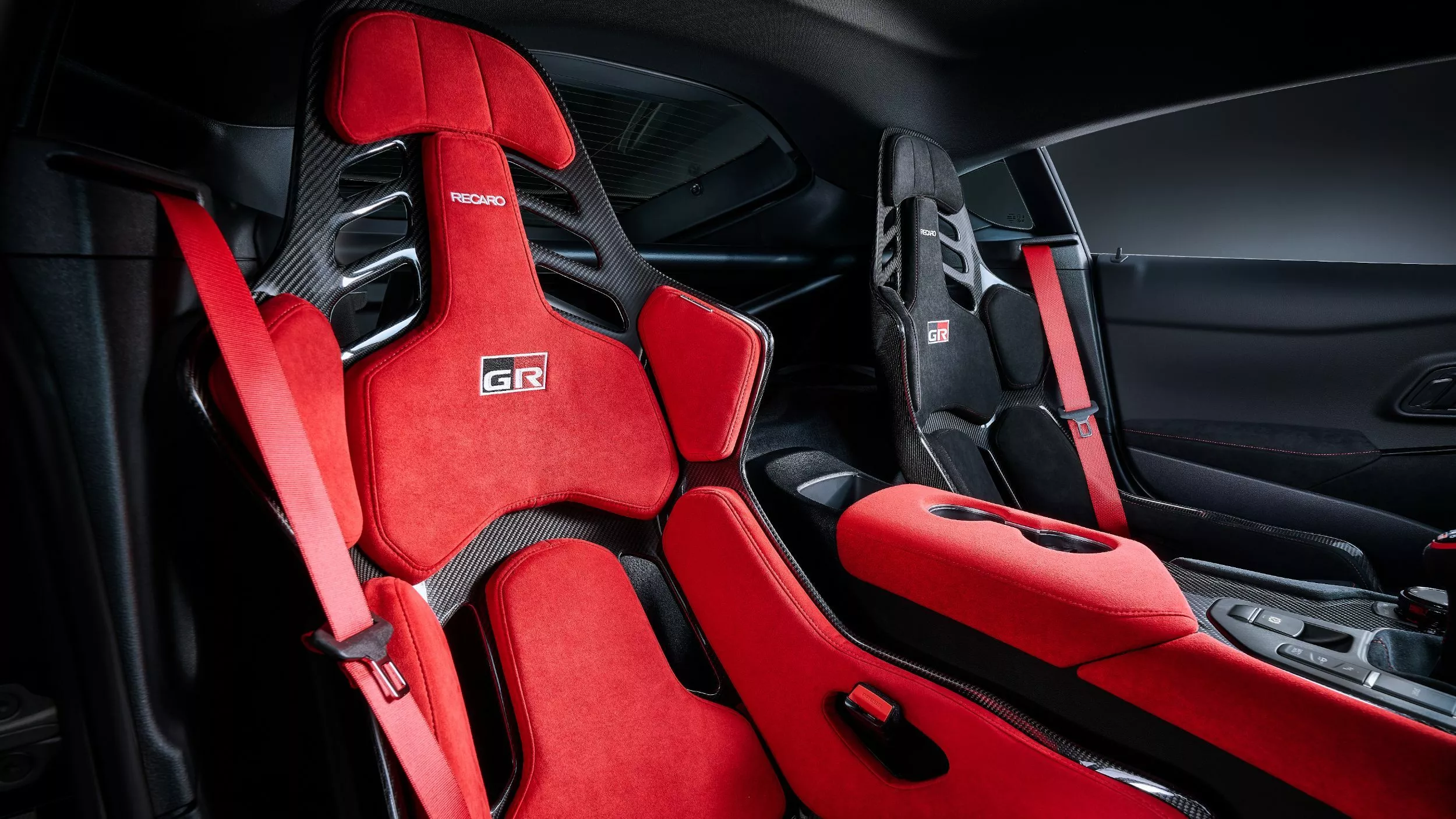 Toyota GR Supra Final Edition A90 Recaro Podium CF