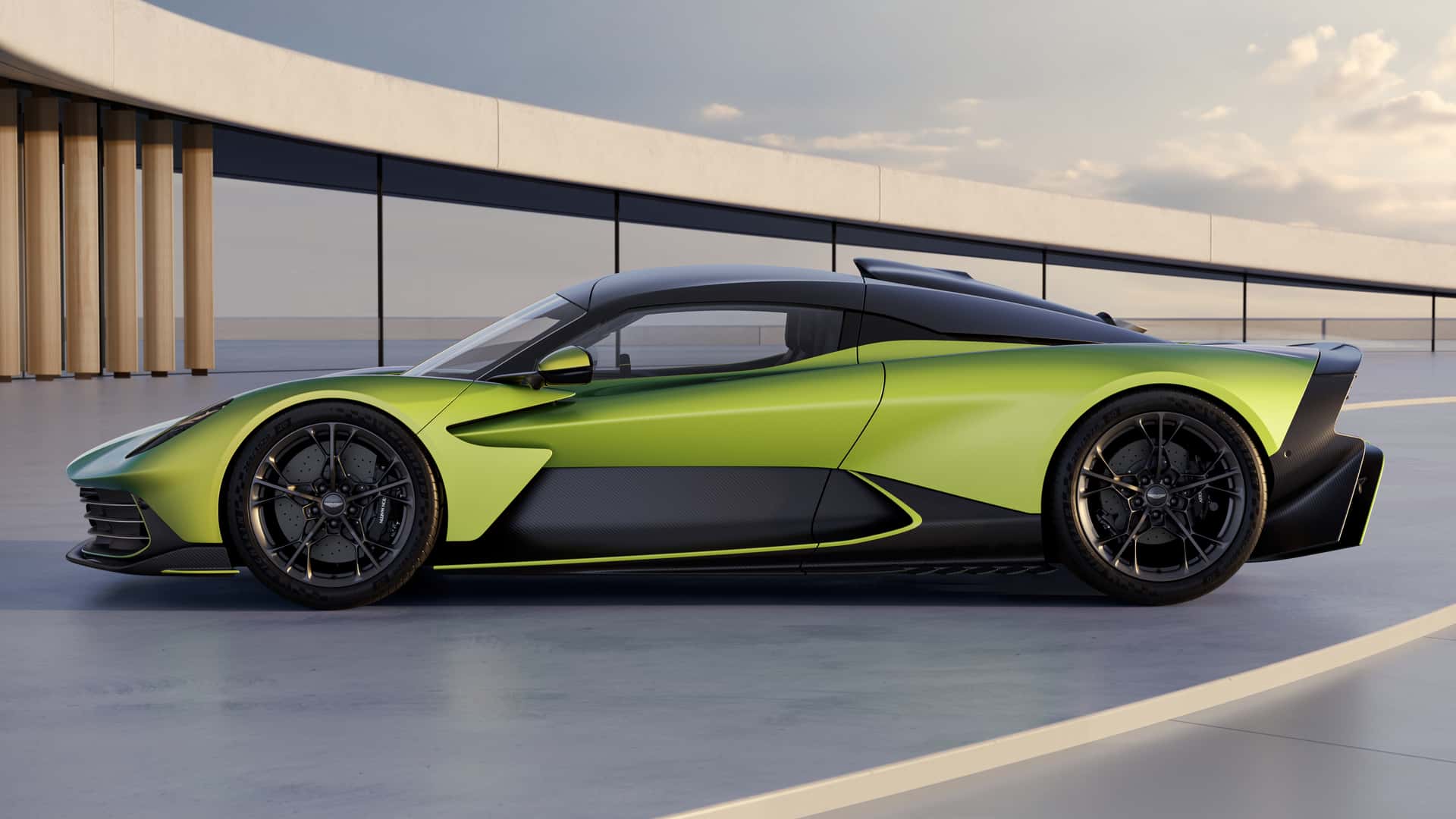 Aston Martin Valhalla 2025