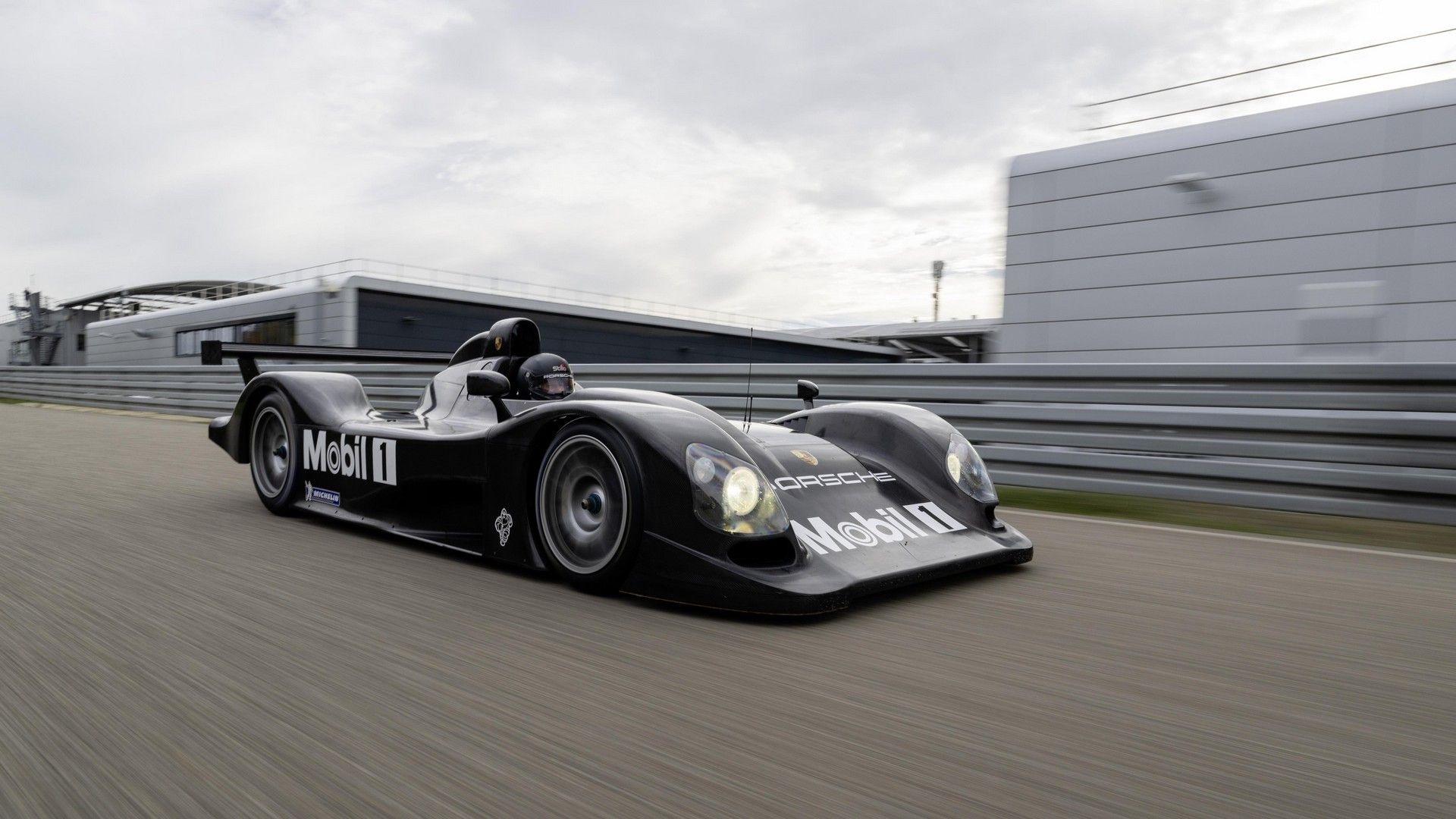 Porsche LMP2000 9R3