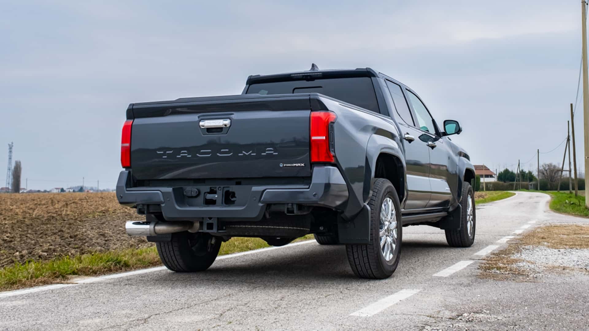 Toyota Tacoma Fioravanti Motors