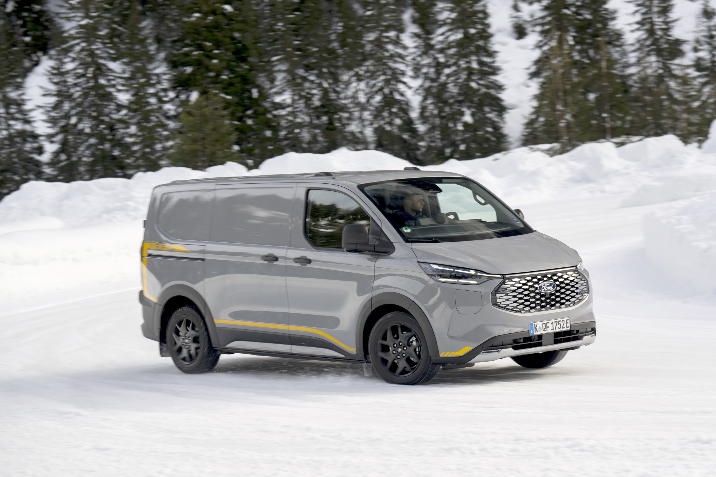 Ford Transit Custom AWD Electric