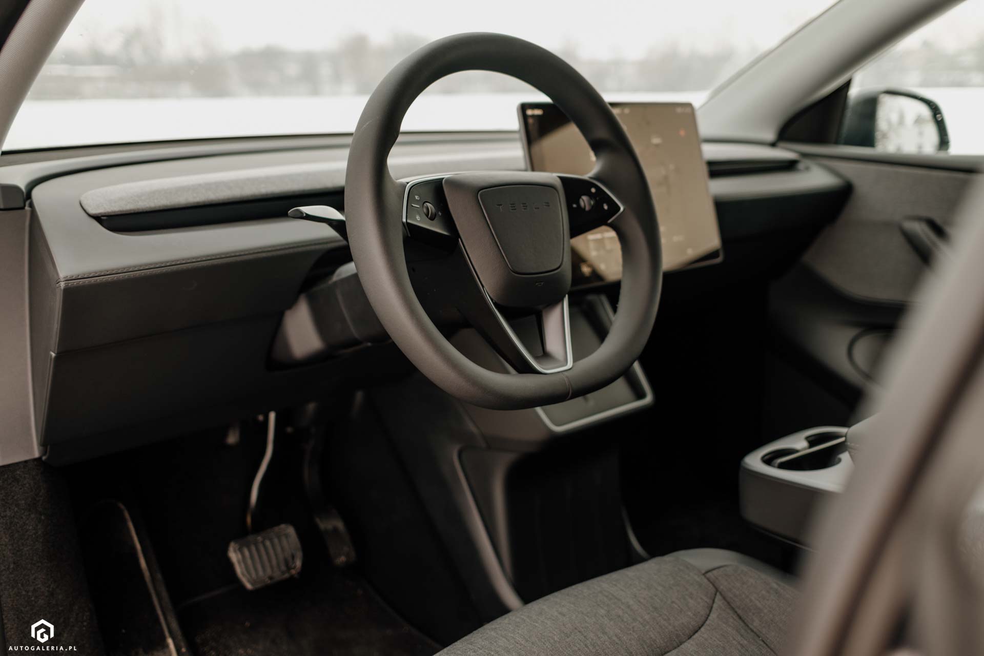 Tesla Model Y Standard 2026 test opinia recenzja