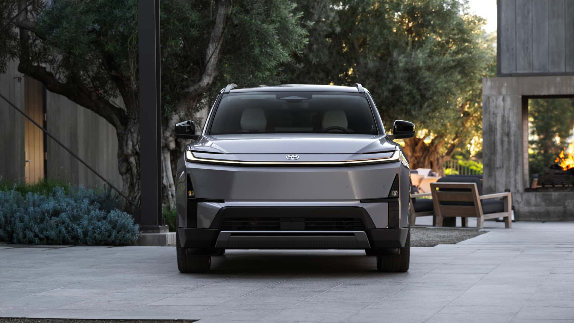 Toyota Highlander Electric 2027