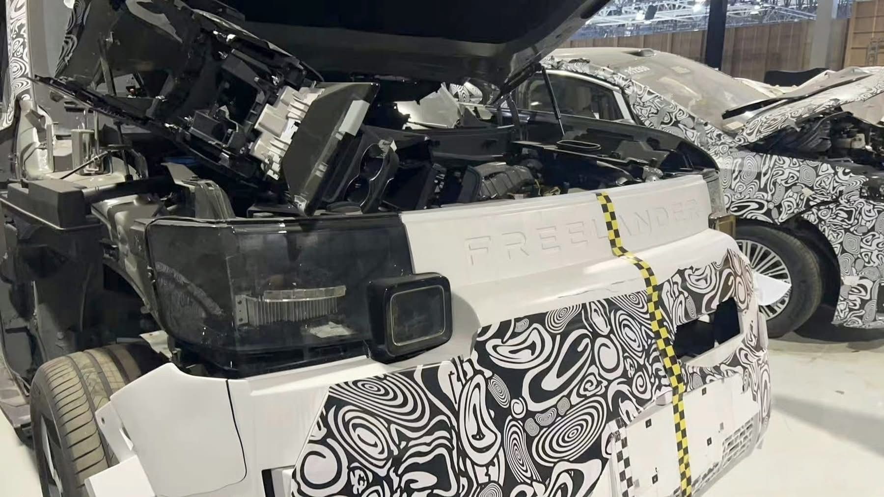 Land Rover Freelander 2026