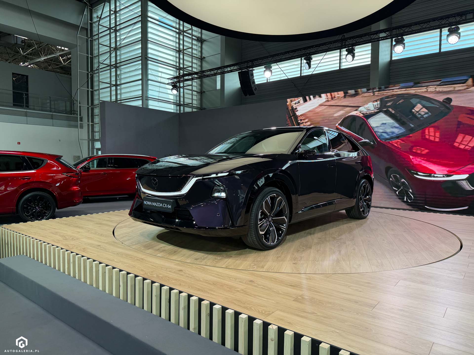 Mazda CX-6e 2026