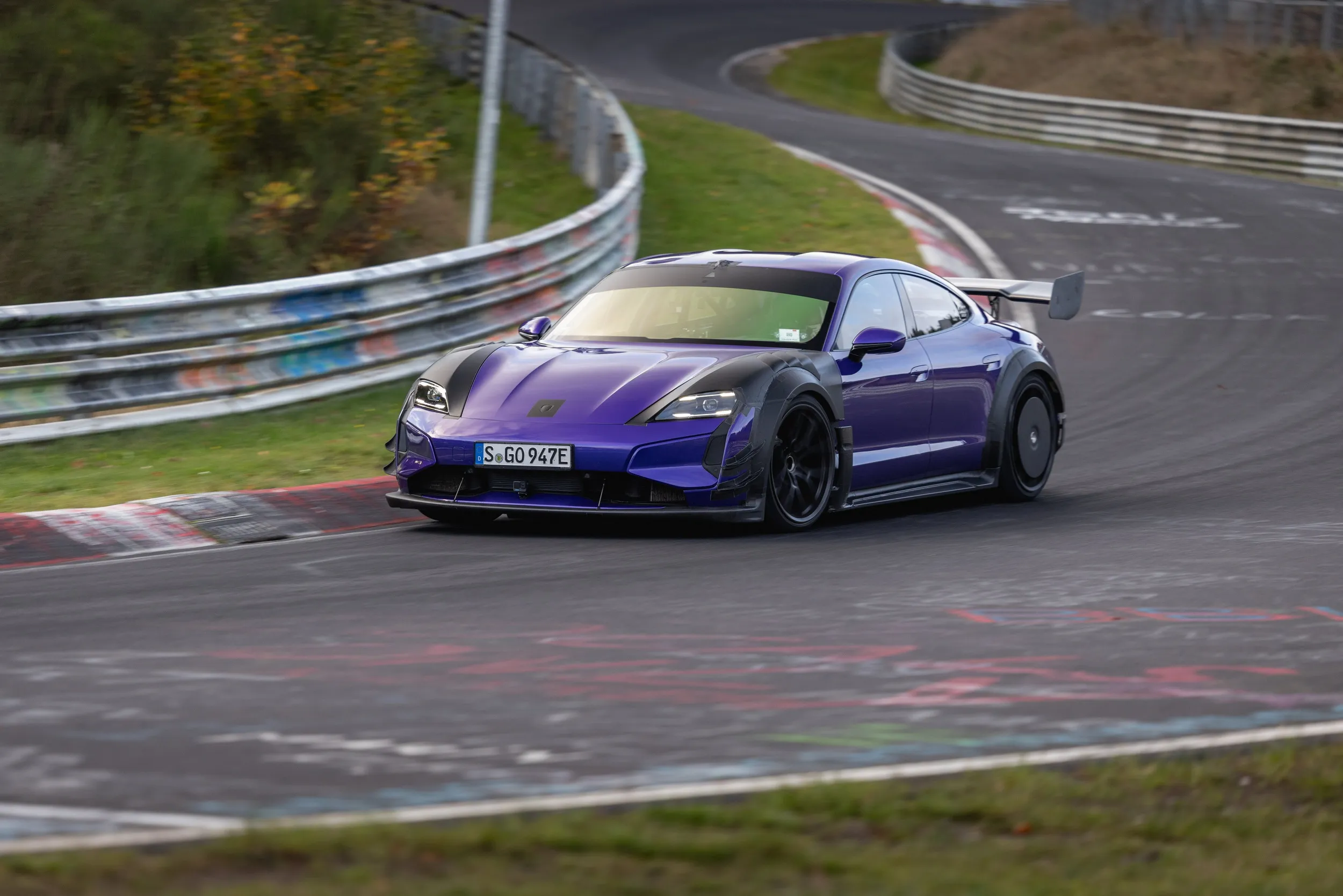 Porsche Taycan Turbo GT Weissach Manthey