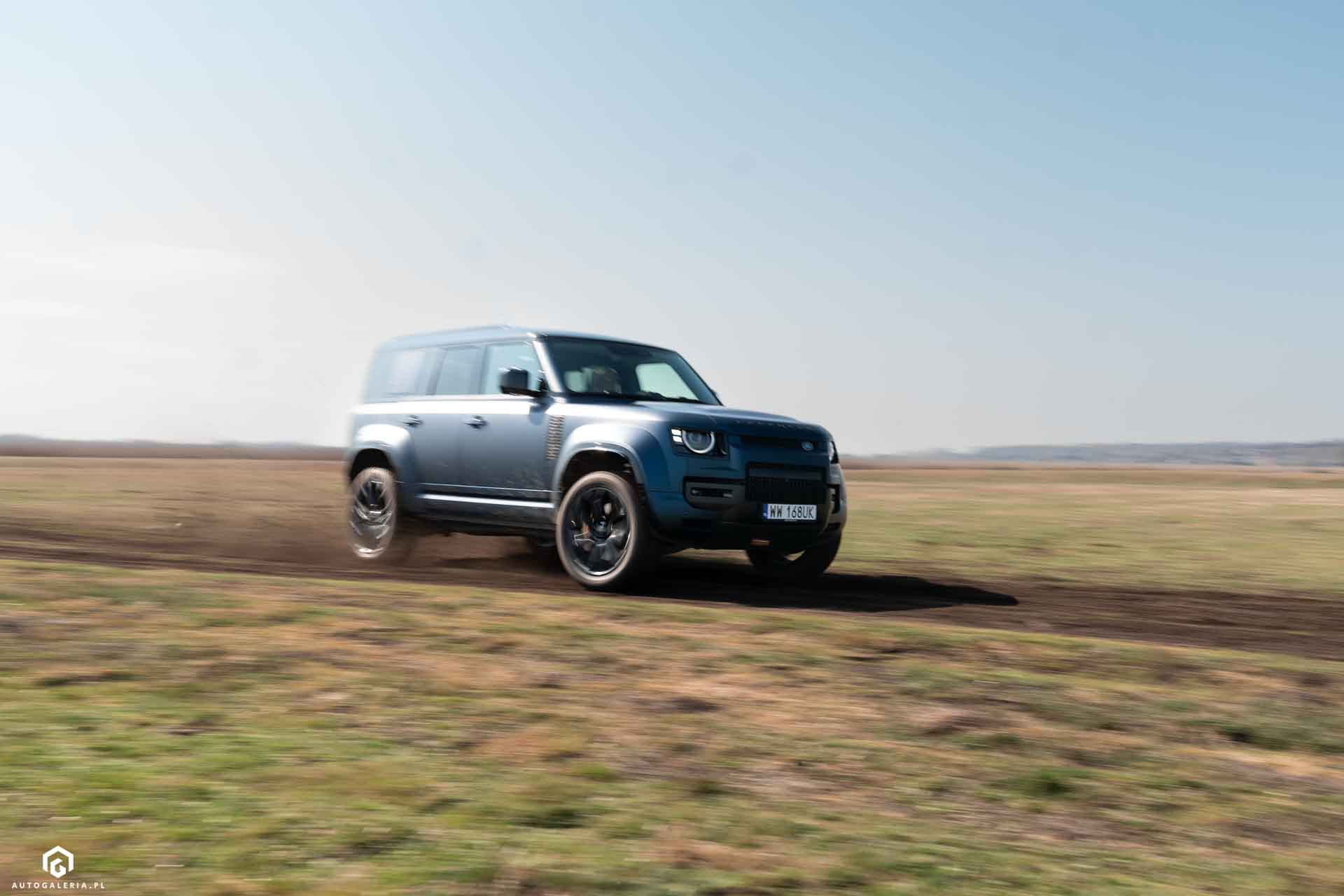 Land Rover Defender Octa test recenzja
