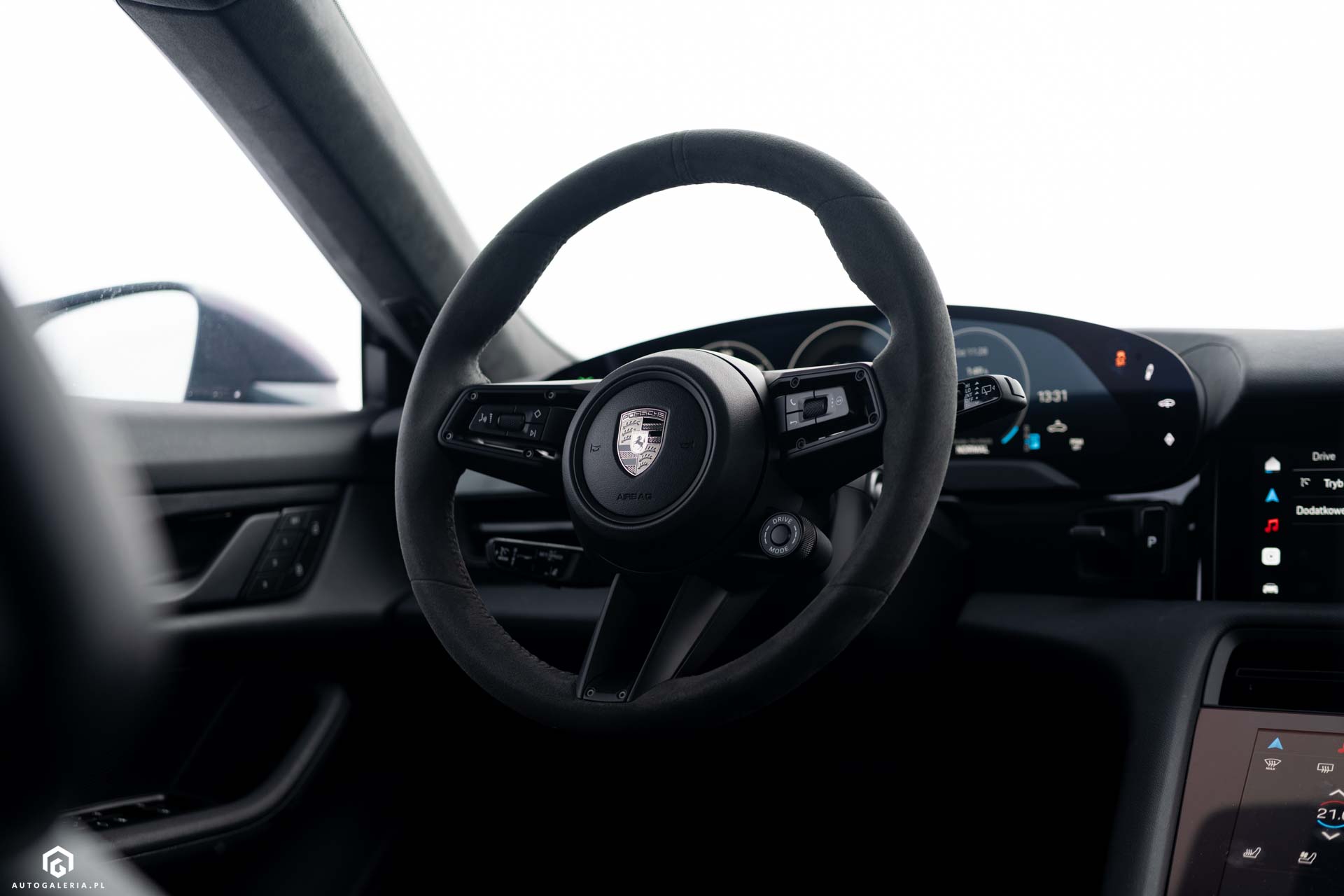 Porsche Taycan Turbo S Cross Turismo