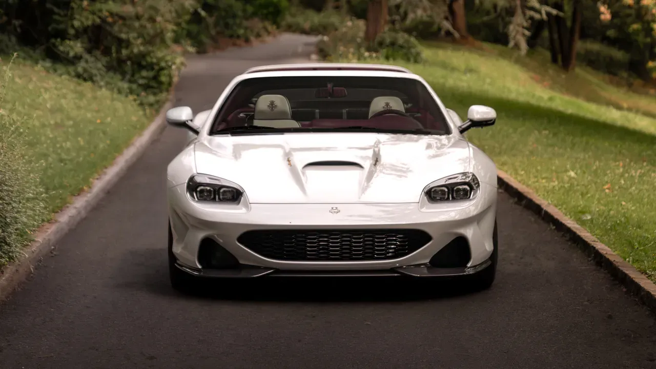 Touring Superleggera