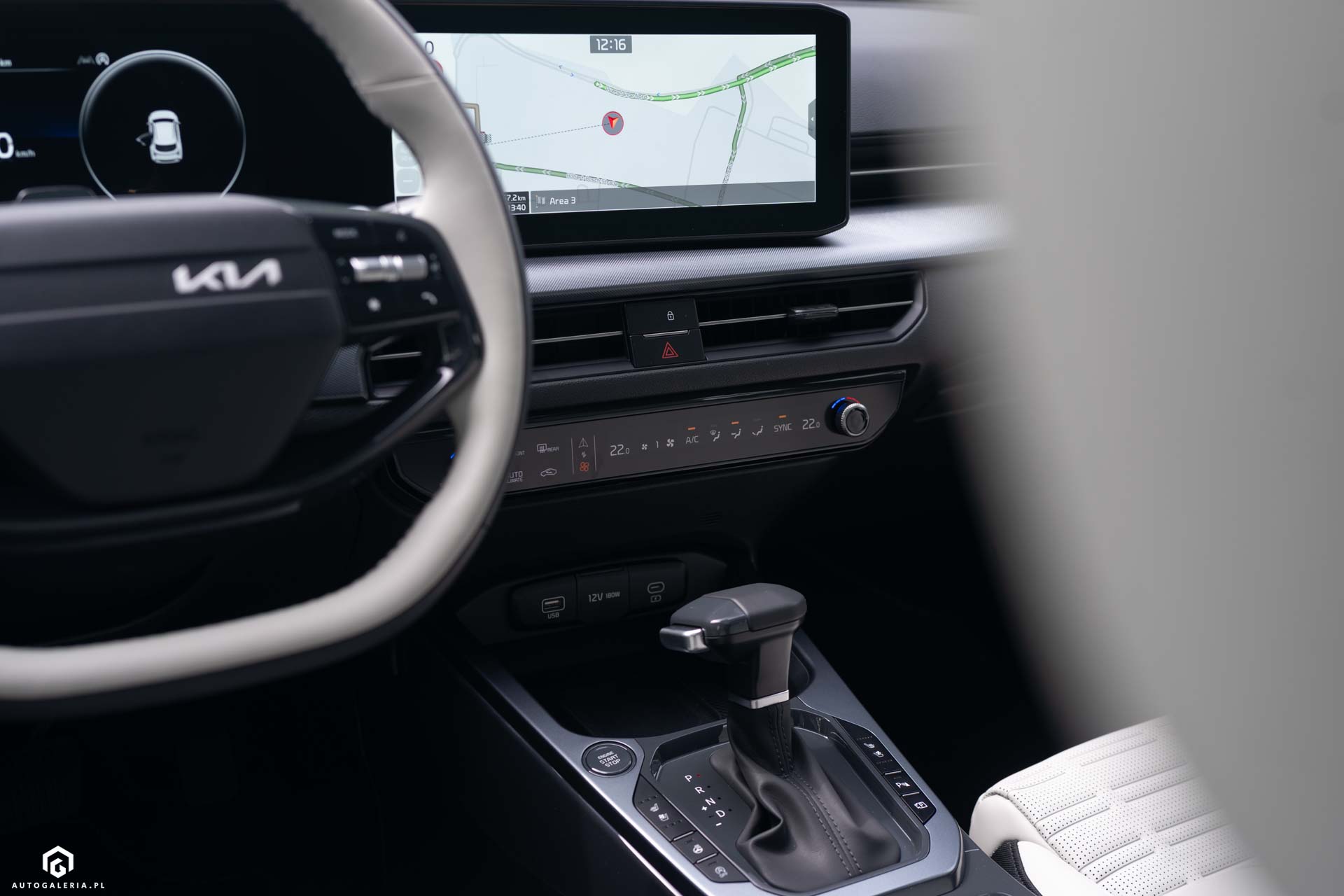 Nowa KIA Xceed lifting wnętrze