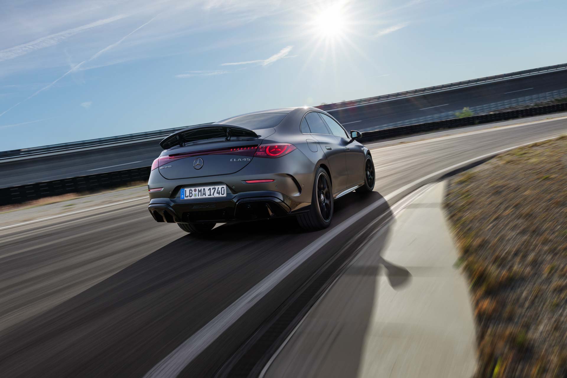 Mercedes-AMG CLA 45 4MATIC+ 2026