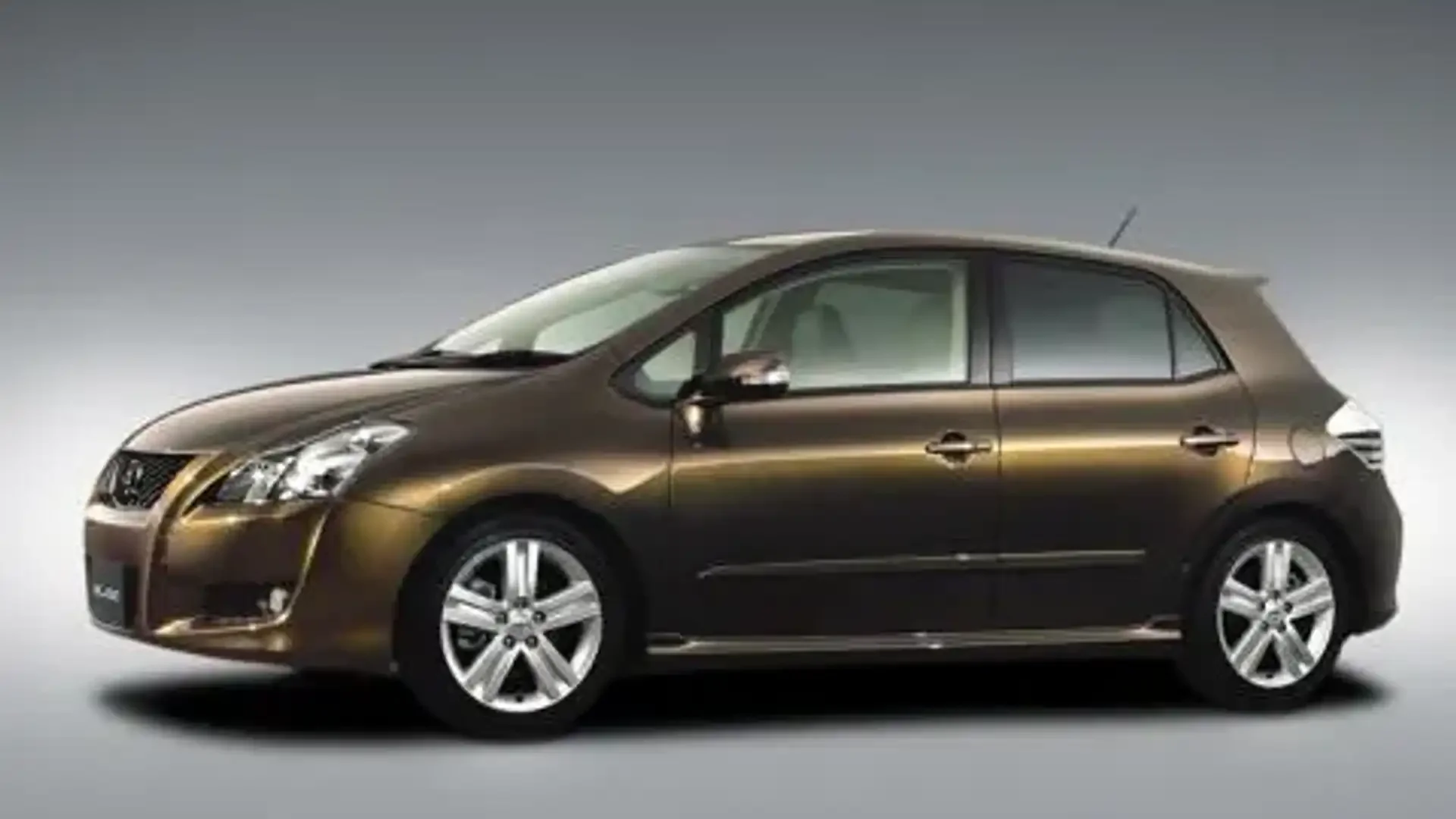 Toyota Auris Blade Master G V6