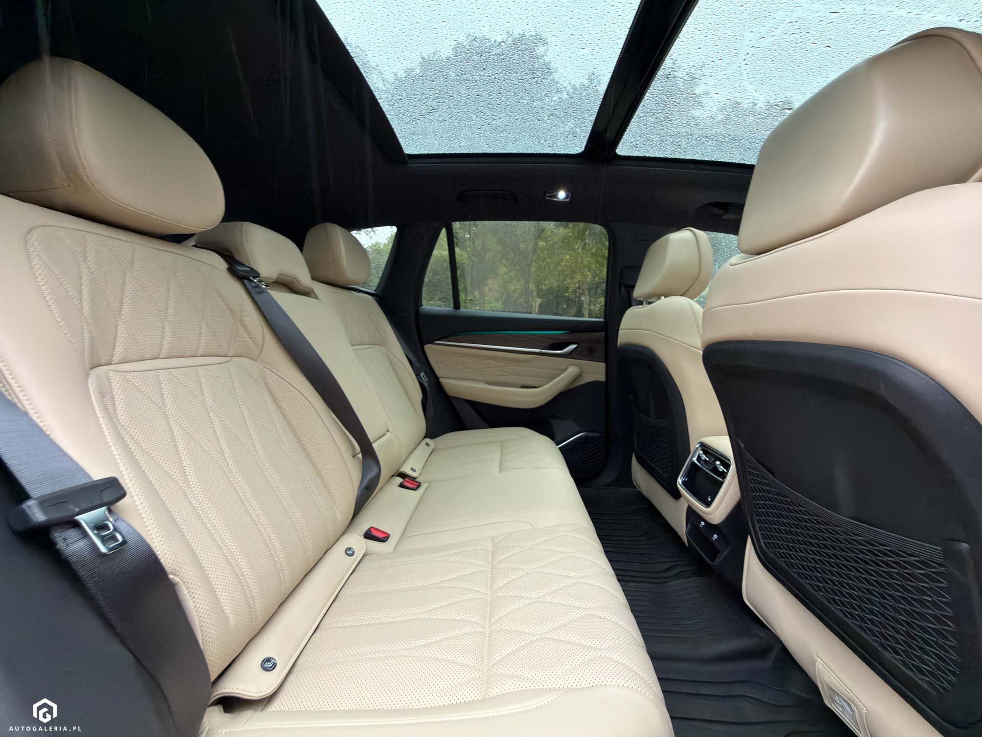 Geely-Monjaro-EM-i-15.jpg
