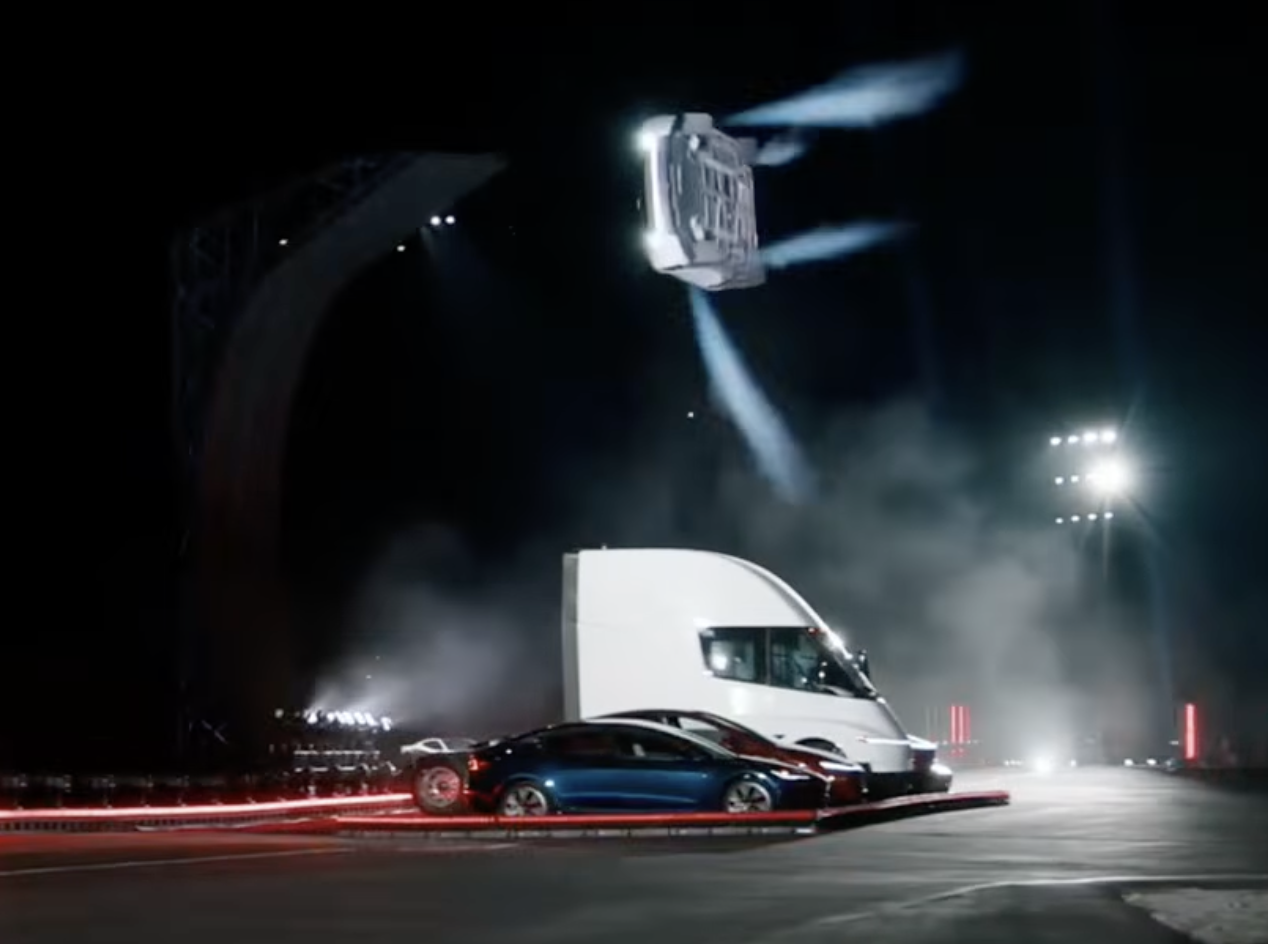 Nowa Tesla Roadster 2026