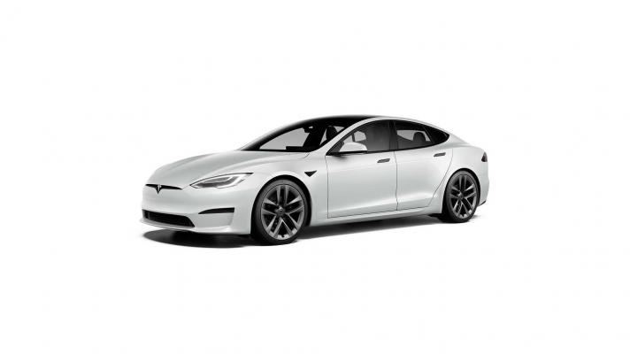 Zobacz jak szybka jest Tesla Model S Plaid. Przyspieszenie imponuje -  autoGALERIA