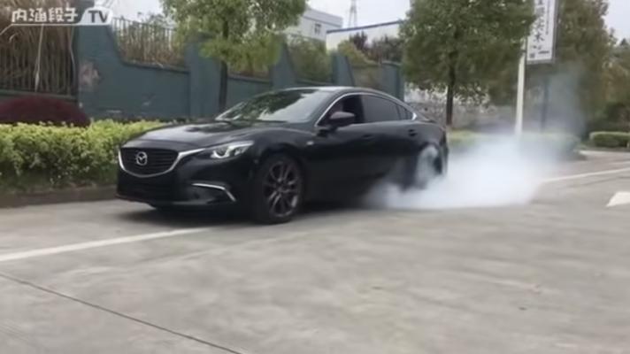  ¿Mazda 6 con tracción trasera y motor V8?  En China se puede hacer de todo - autoGALLERY