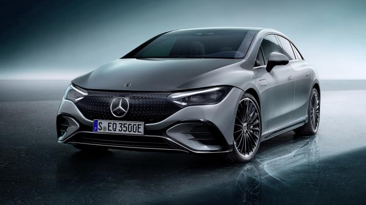Mercedes EQE