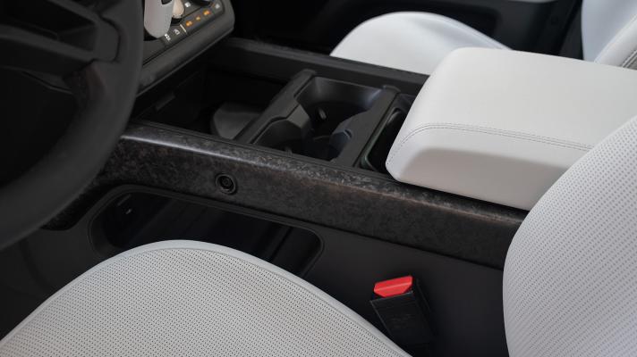 Defender Octa